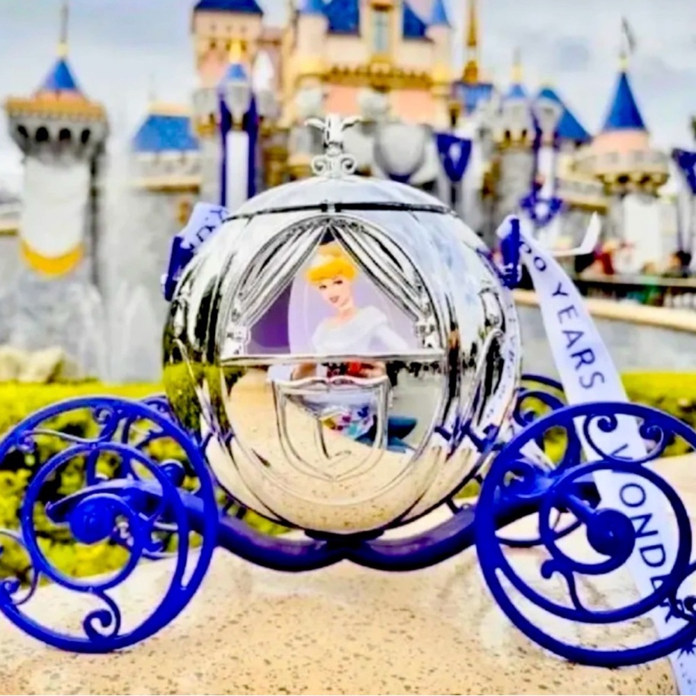Disney100 Cinderella Carriage premium Popcorn bucket